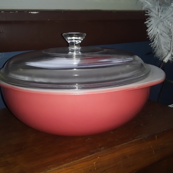 VINTAGE PYREX 1952 FLAMINGO PINK 2QT Casserole - Picture 8 of 8